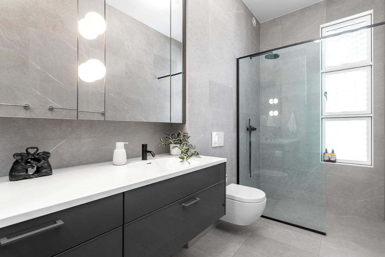 Modern Downtown Apartment - Harbour View 레이캬비크 외부 사진
